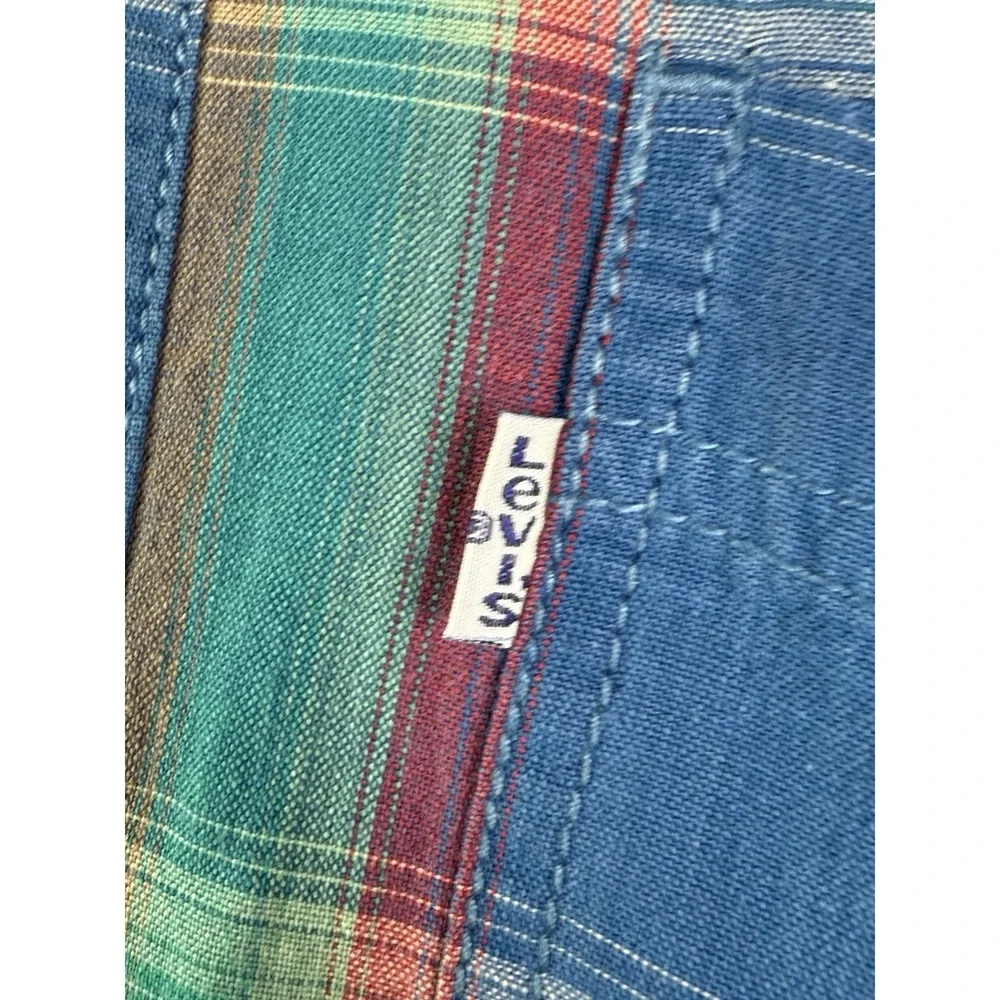 Levis levi two